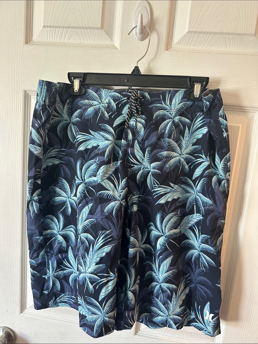 Hurley Men's Navy Tropical Print Swim Shorts